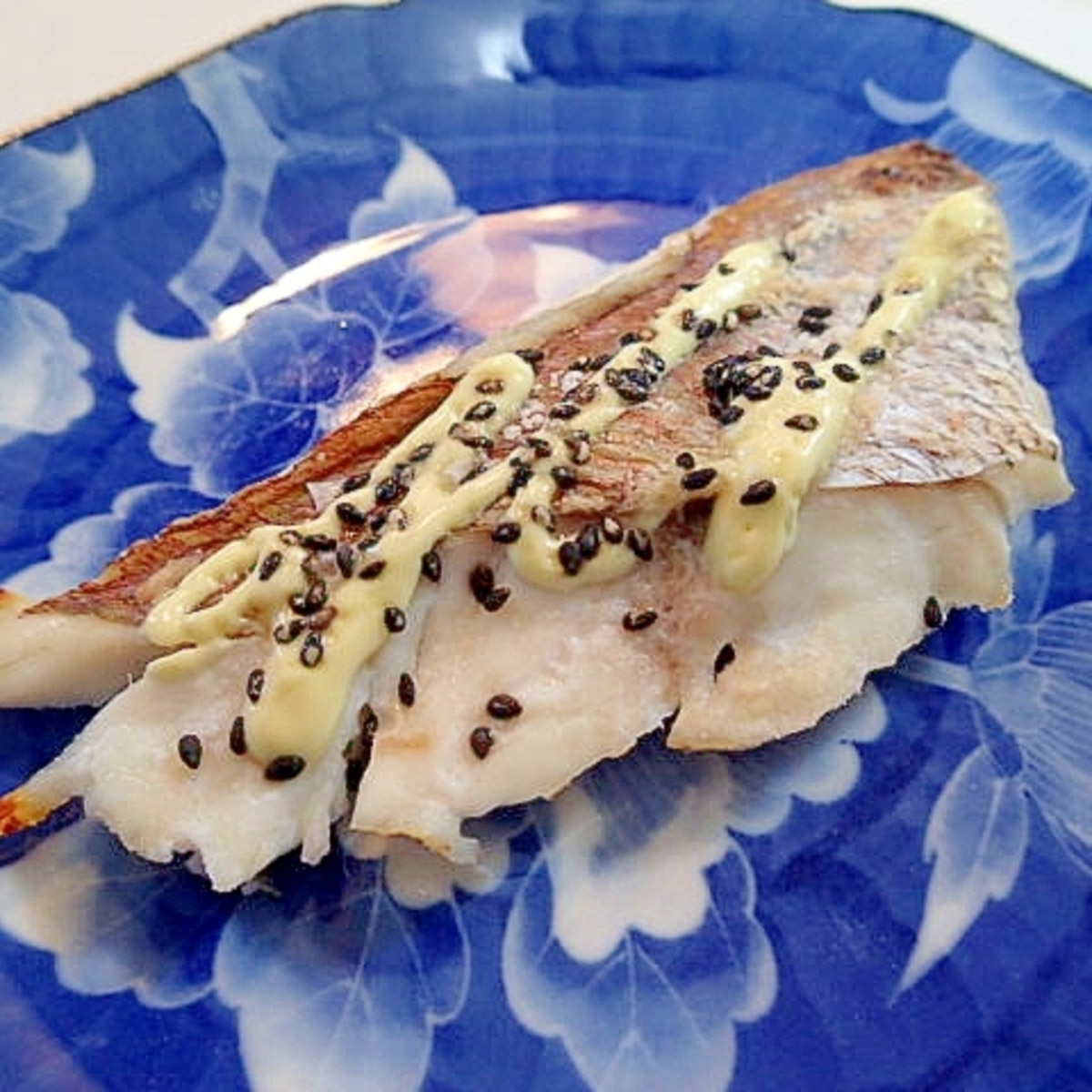 真鯛の切り身のグリル焼き 黒ごま マヨネーズ レシピ 作り方 By ぷ みぃまま 楽天レシピ 真鯛の切り身のグリル焼き 黒ごま マヨネーズ レシピ 作り方 By ぷ みぃまま 楽天レシピ